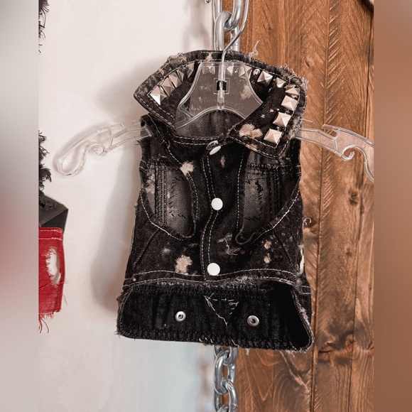 Iron MEOWDEN pet vest - Picture 4 of 5